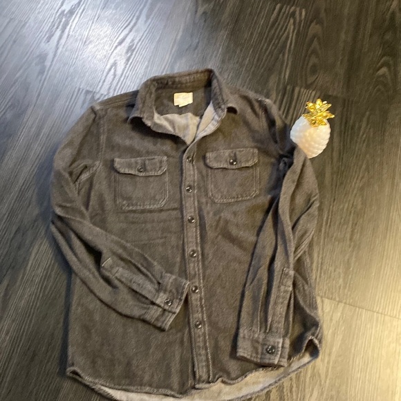 American Eagle Outfitters Other - 🍍AMERICAN EAGLE🍍SIZE MED TALL🍍